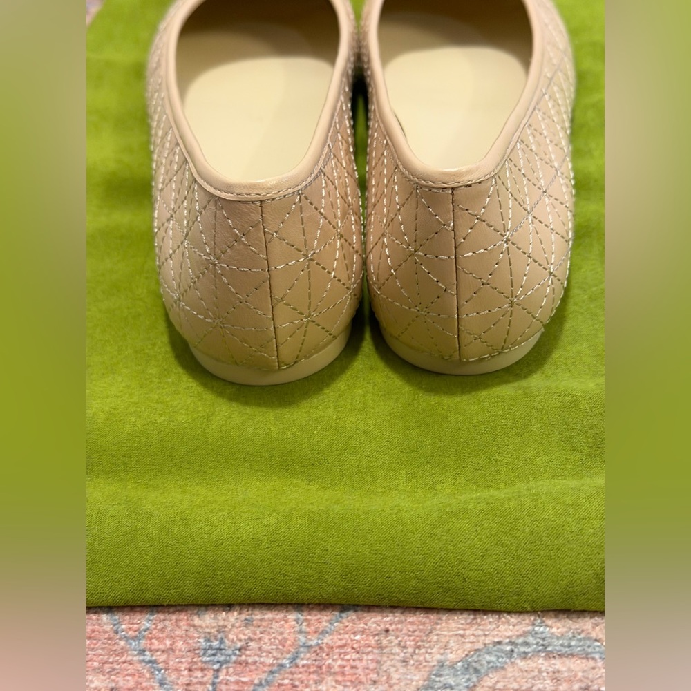 Tory Burch Claire Quilted Ballet Flats in New Porcelain in Size 7 - Picture 8 of 11